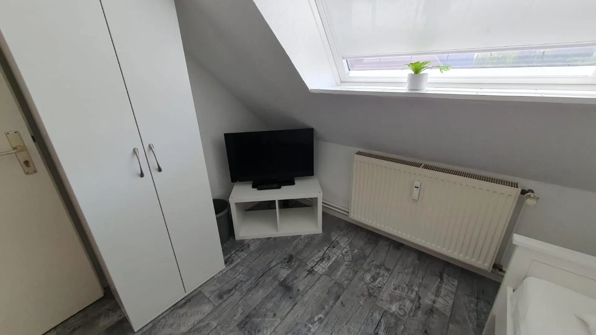 Apartamento 4 Hildesheimer Str.357,2.Og, 3 X Sz Hanôver